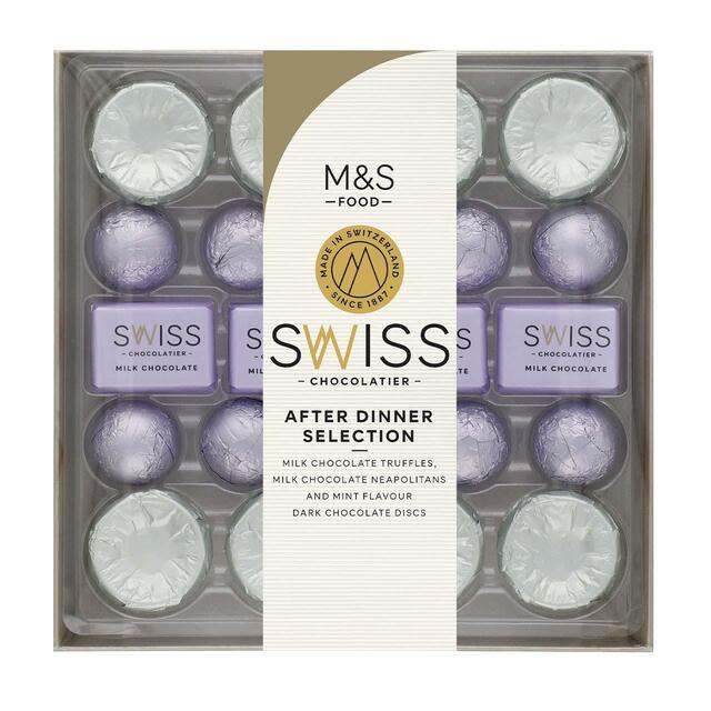 M&S Suiza después de la cena Selección de chocolate 264G